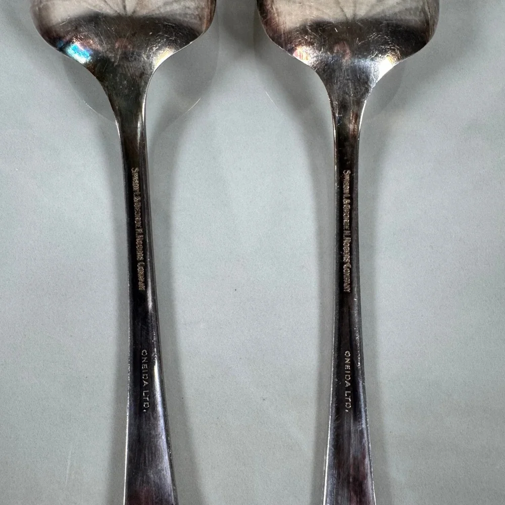 Set‎ of 2 Oneida Simeon L & George H Rogers Silver Plated Tablespoons